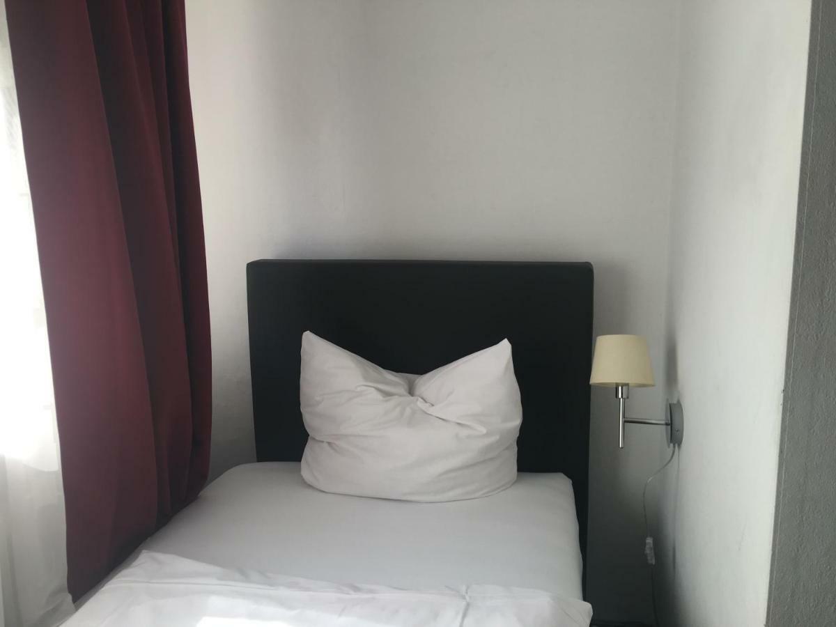 Hotel Zum Taunus Eppstein 外观 照片